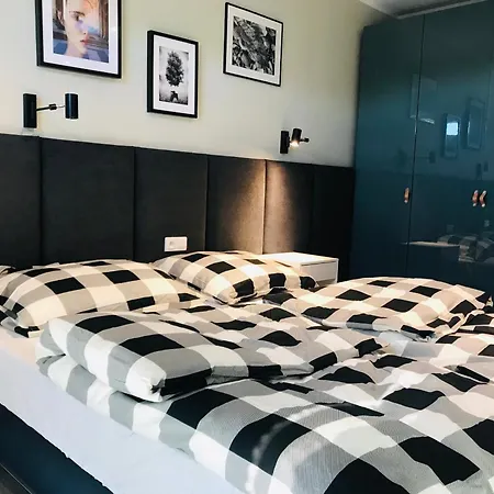 Апартаменты Martikal 1 Познань